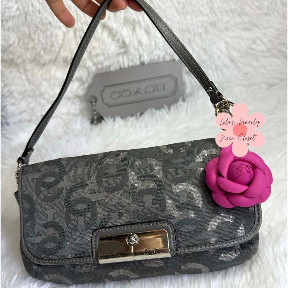 COACH y2k Kristin Op Art Gray & Silver Wristlet Mini Purse